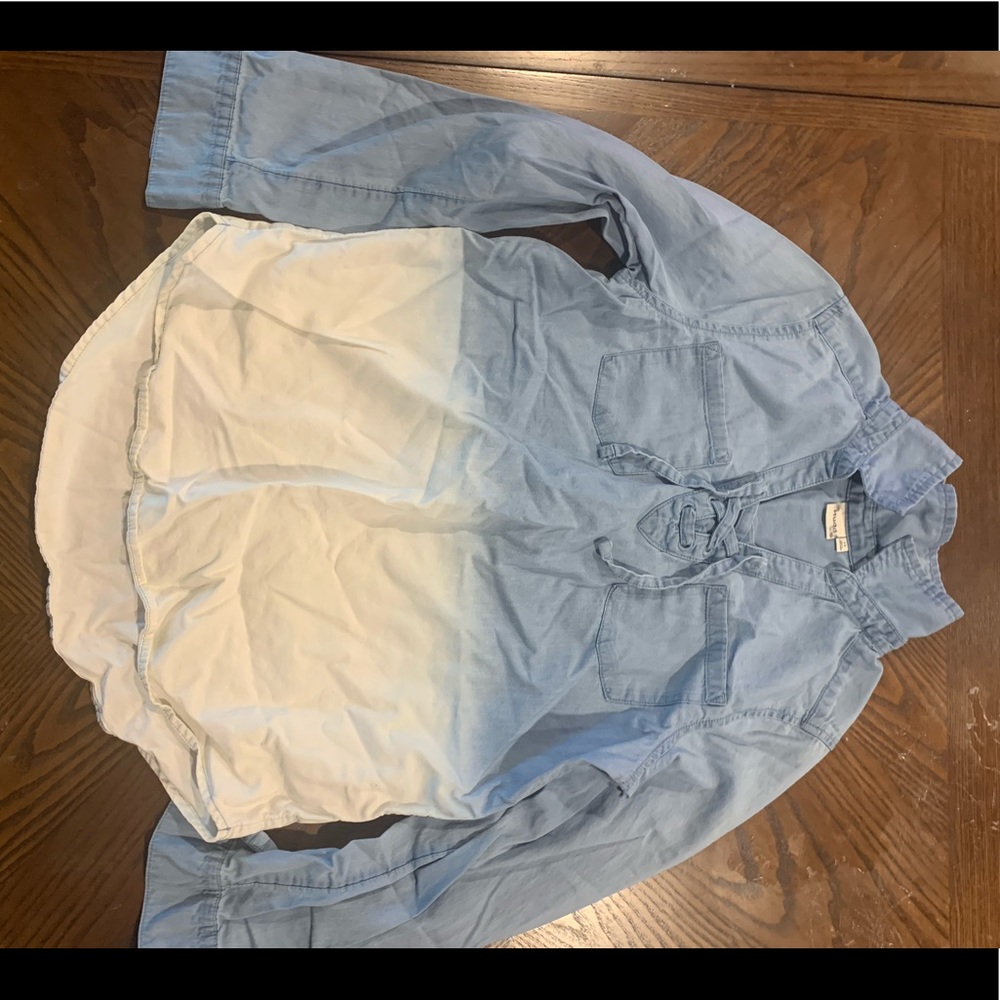 Half button denim look-alike blouse